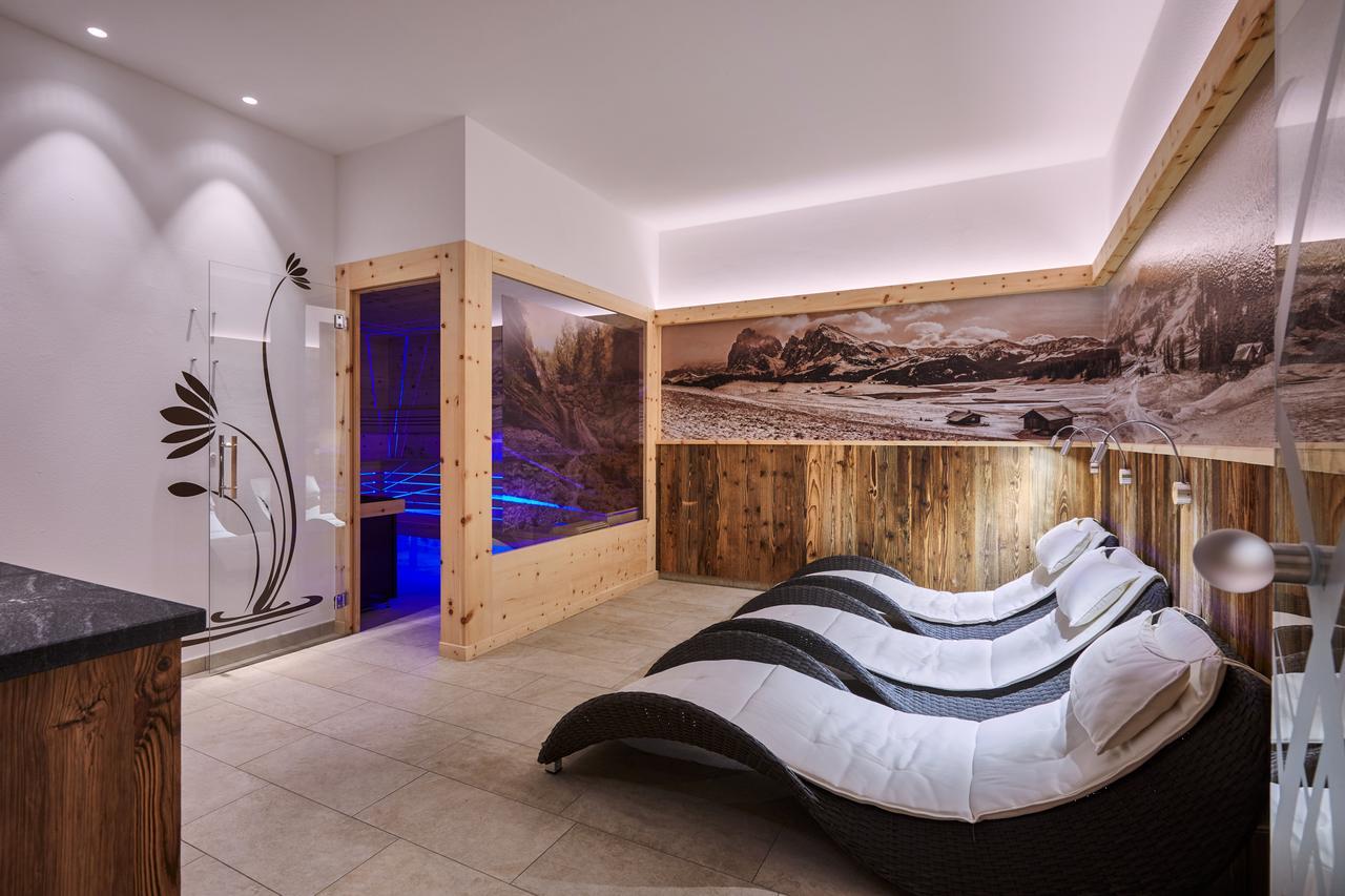 Hotel Garni Savoy 카스텔로토 외부 사진