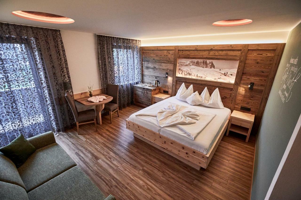 Hotel Garni Savoy 카스텔로토 외부 사진